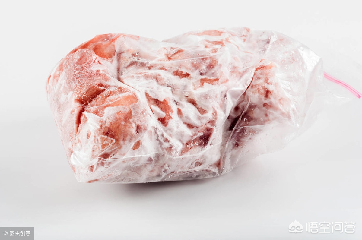 農村集市上的凍牛肉20塊錢一斤,而鮮牛肉32塊錢一斤。為什么差價會如此之大?